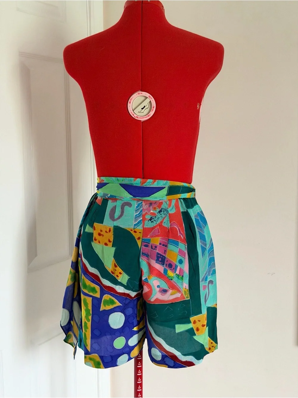 RARE NWOT Vintage 90s Silk Abstract Wrap Culotte Tie-waist Shorts 6 Farm Rio